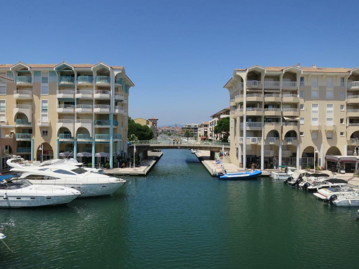 Appartement Port Frejus Avec Loggia Et Acces Plages A Pieds Dış mekan fotoğraf